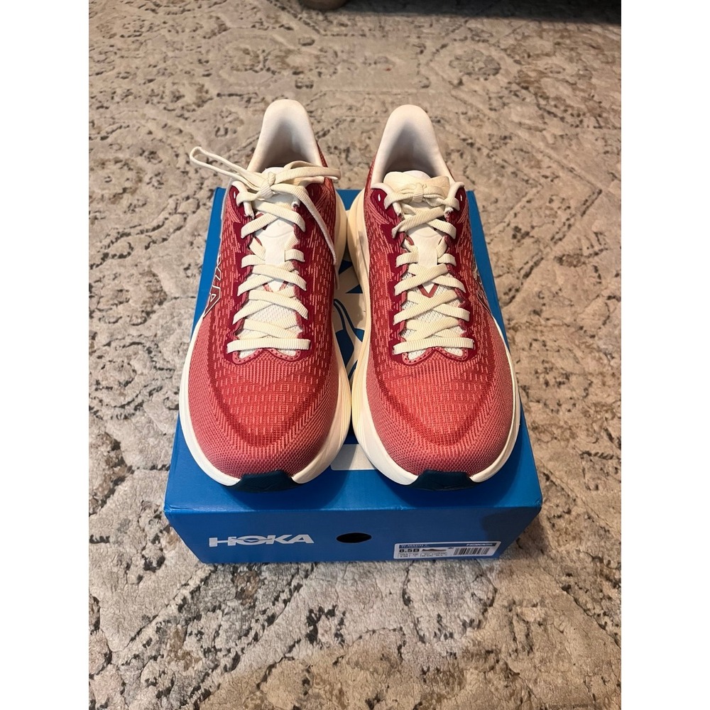 HOKA Mach 7 Women's Lingonberry/Cranberry in size 8.5 - Picture 4 of 6